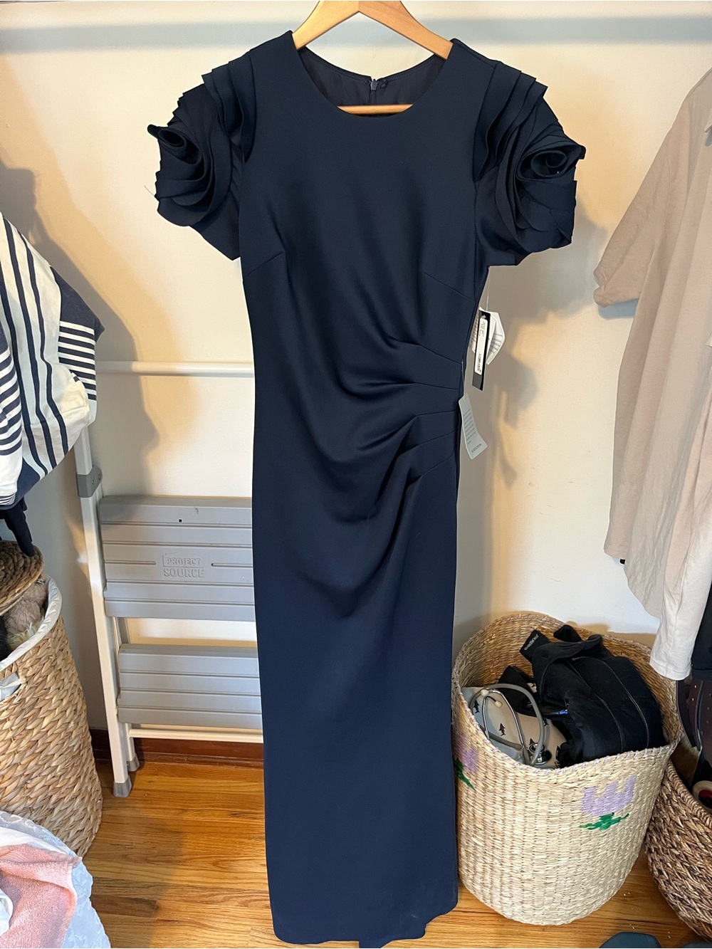 Elegant Navy Short-Sleeve Ruffle Sleeve Maxi Dress